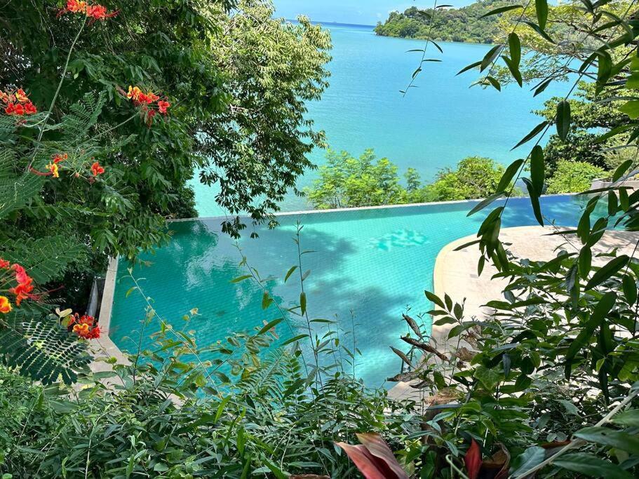 4bedroom Siray Front Villa